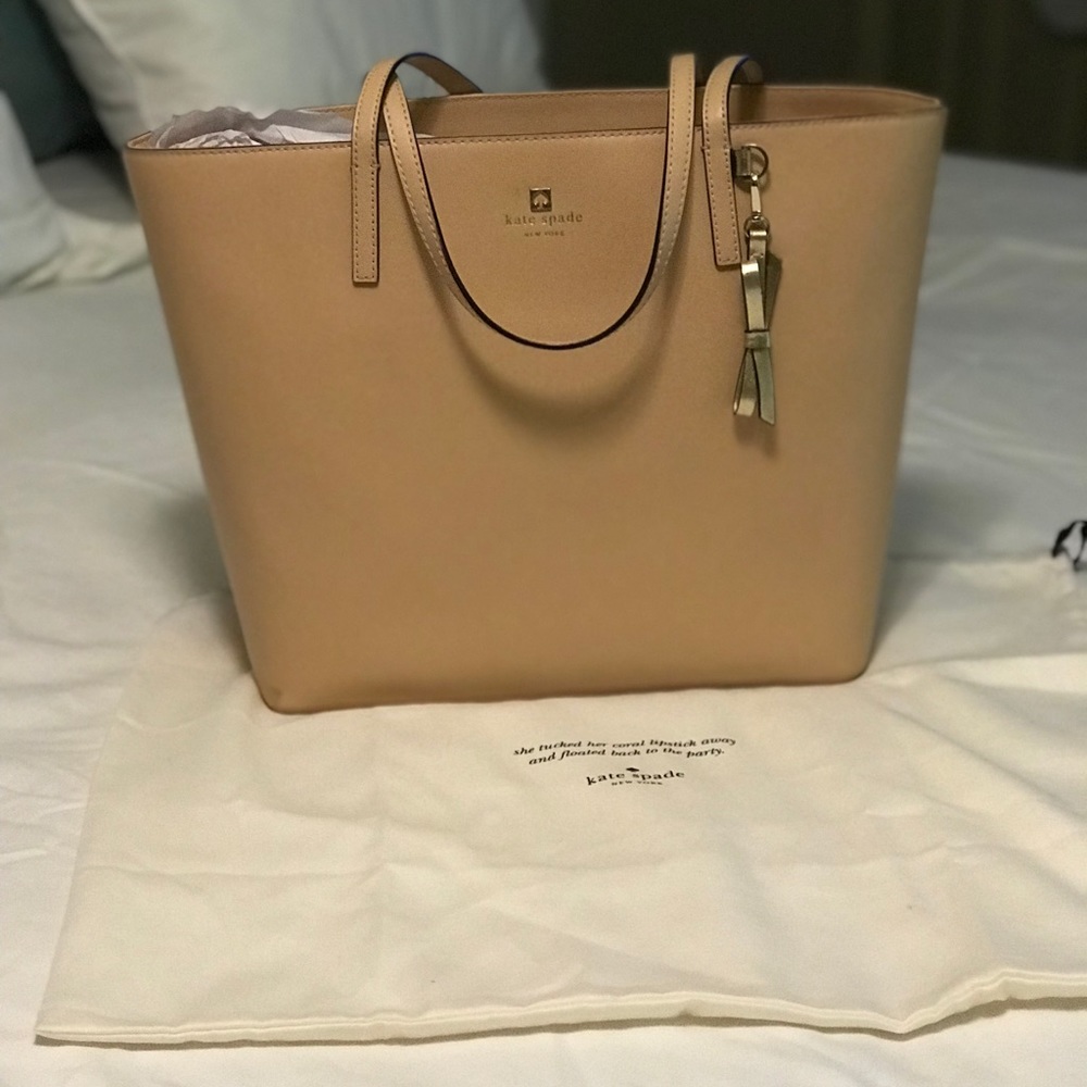 Nude Kate Spade Purse